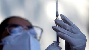 Gesundheitspolitiker fordern Fokussierung auf Erstimpfungen