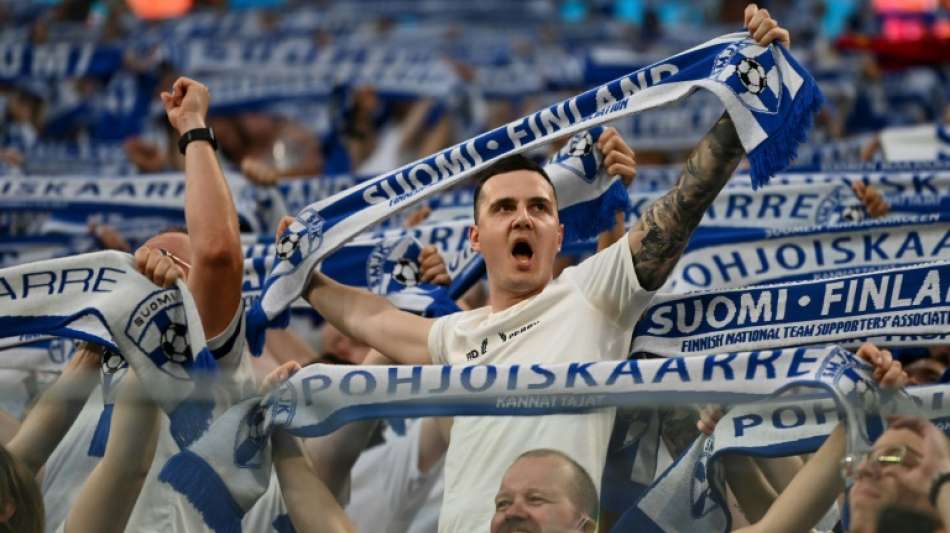 Viele Corona-Infektionen bei finnischen Fu&szlig;ballfans nach EM-Spiel in Russland