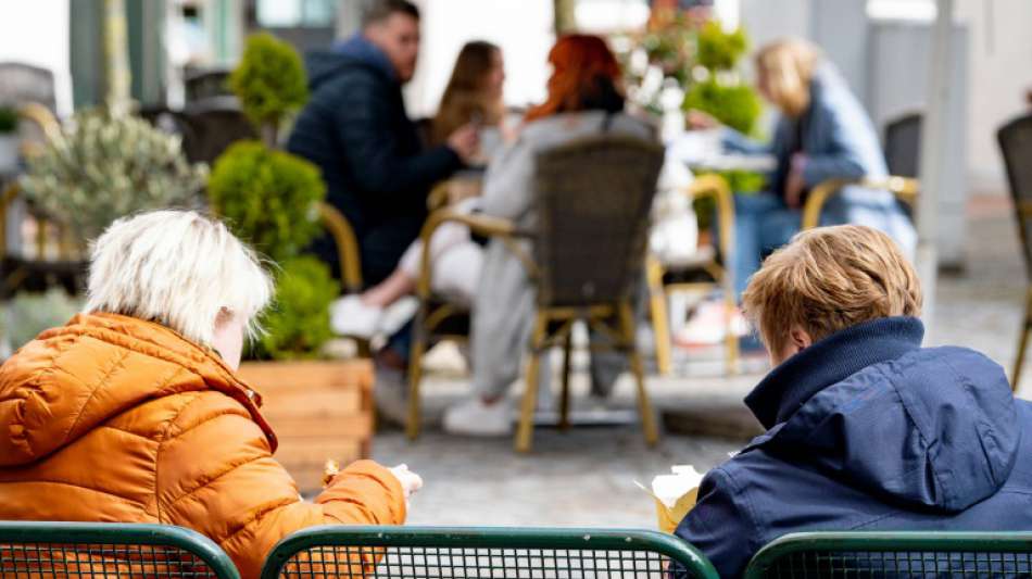 IW rechnet durch Lockerungen für Geimpfte mit Milliardenplus beim Konsum