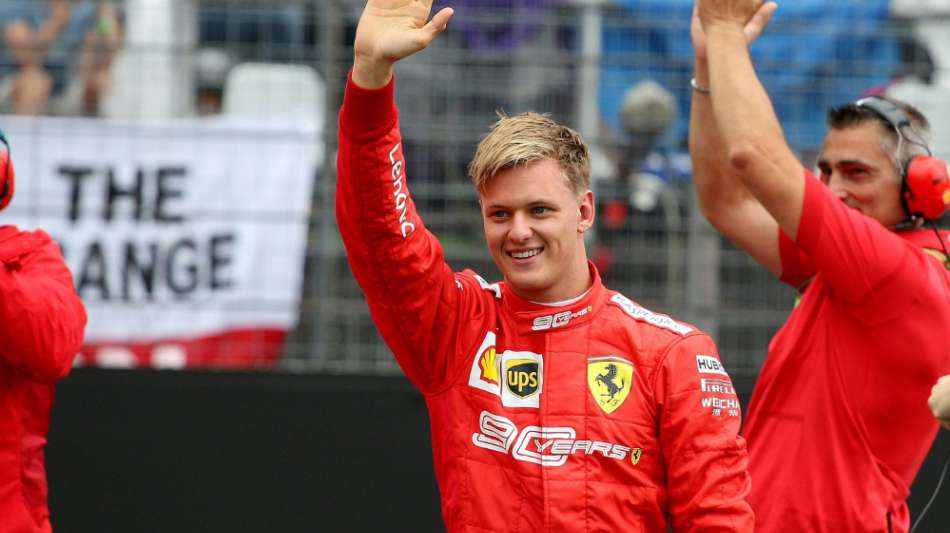 Ferrari-Akademie nimmt Niederl&auml;nderin Weug als erste Pilotin auf