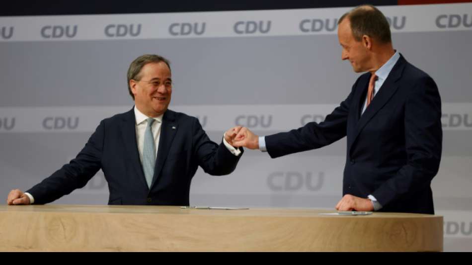 Laschet gibt sich als "Friedrich-Merz-Fan" zu erkennen