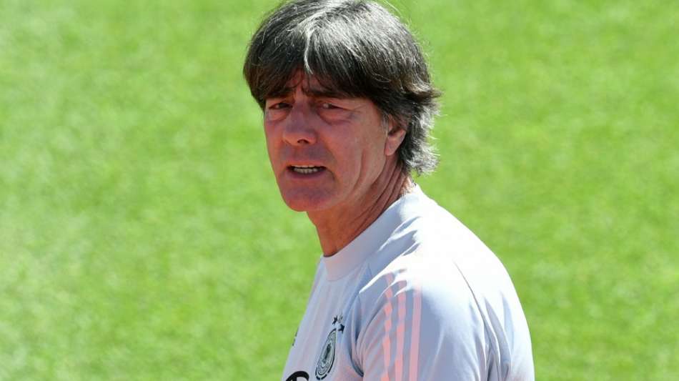 Löw zu Regenbogen: "Wichtig, dass diese Werte gelebt werden"
