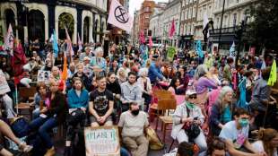 Klima-Aktivisten von Extinction Rebellion starten in London neue Proteste