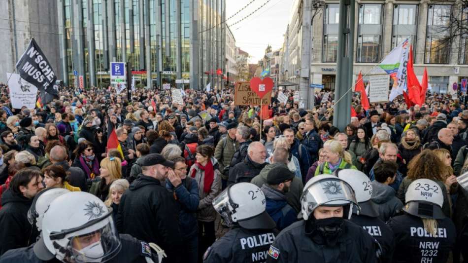 Nach gewaltsamen Corona-Protesten w&auml;chst Sorge um weitere Radikalisierung