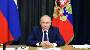 Putin unterzeichnet Gesetz zum Ausschluss "extremistischer" Gruppen von Wahlen