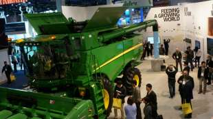Mehr als 10.000 Besch&auml;ftigte bei US-Traktorbauer Deere & Company streiken