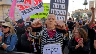 Staatsanwaltschaft wirft Netanjahu in Korruptionsprozess Machtmissbrauch vor