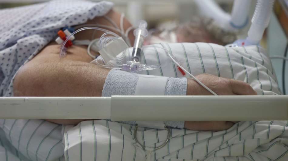 Grünen-Gesundheitsexperte fordert Stopp von planbaren OPs in allen Bundesländern