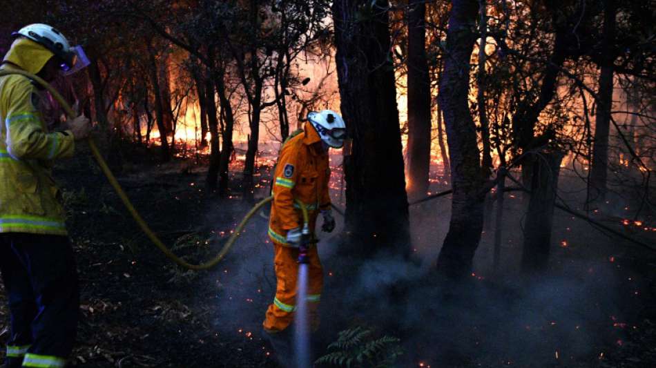 Rauchschwaden über Canberra und Sydney durch Buschfeuer