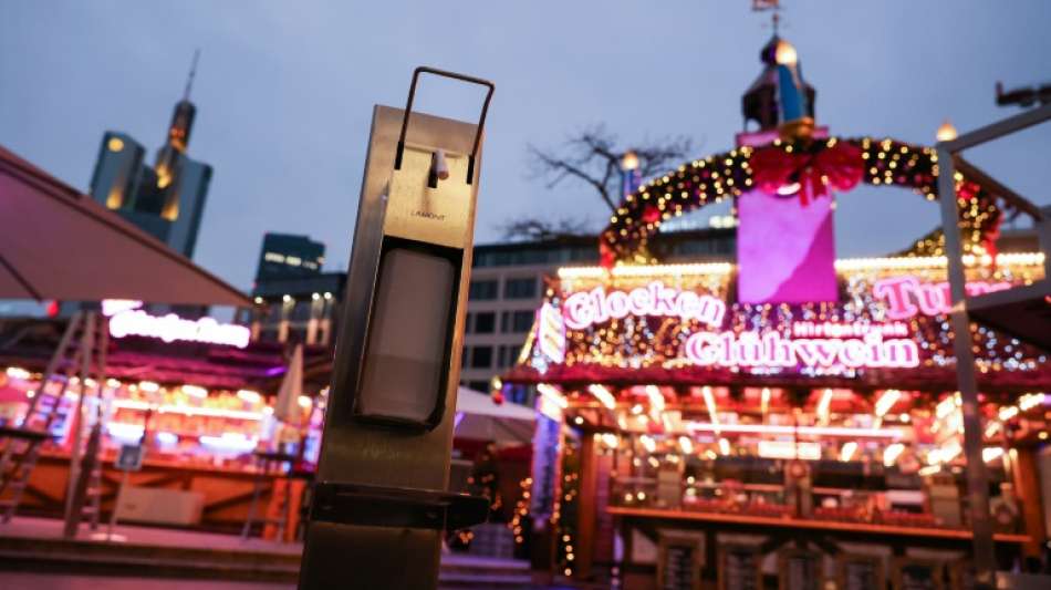 Pandemie schl&auml;gt mitten im Weihnachtsgesch&auml;ft auf die Verbraucherstimmung