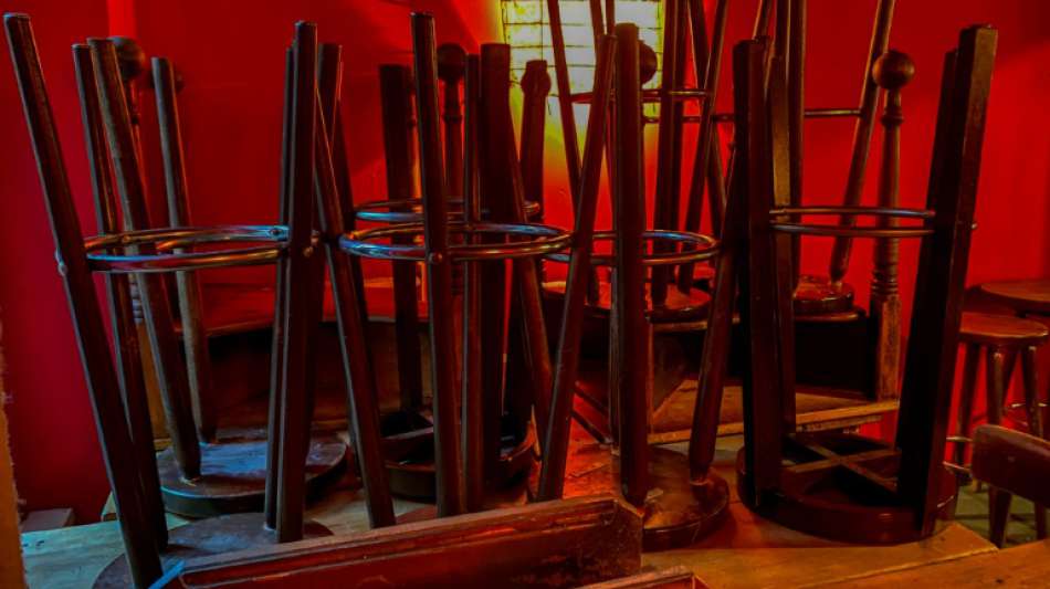 Unionspolitiker stellen Corona-Politik der Regierung infrage