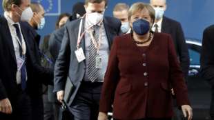 EU-Politiker ehren Merkel als "Kompromissmaschine" und "gro&szlig;e Europ&auml;erin"