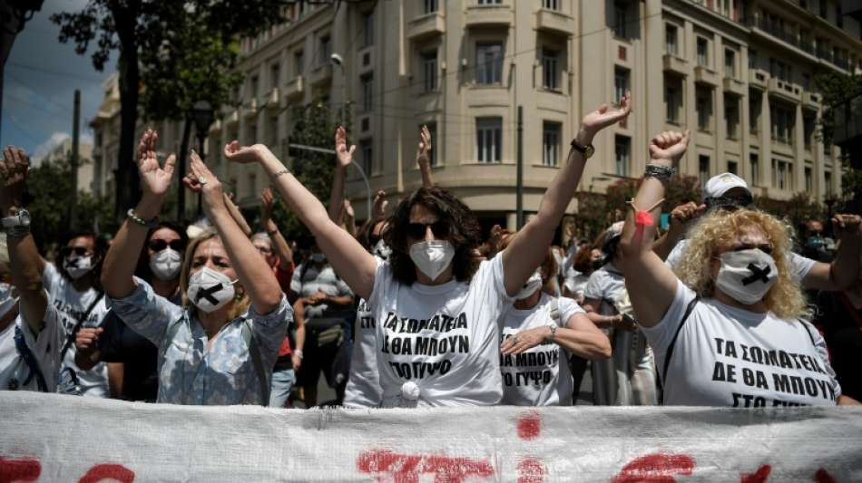 Tausende Griechen protestieren gegen geplante Arbeitmarktreform