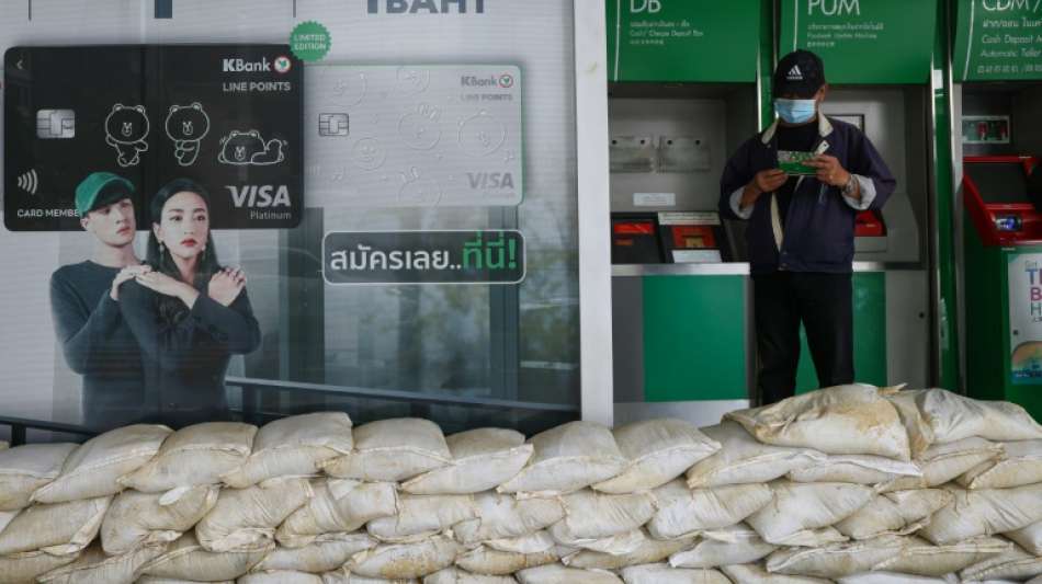 Nach Tropensturm 70.000 H&auml;user in Thailand &uuml;berflutet