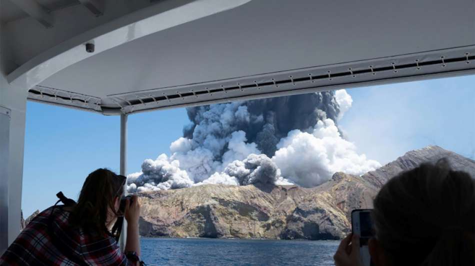 Noch acht Vermisste nach Vulkanausbruch in Neuseeland