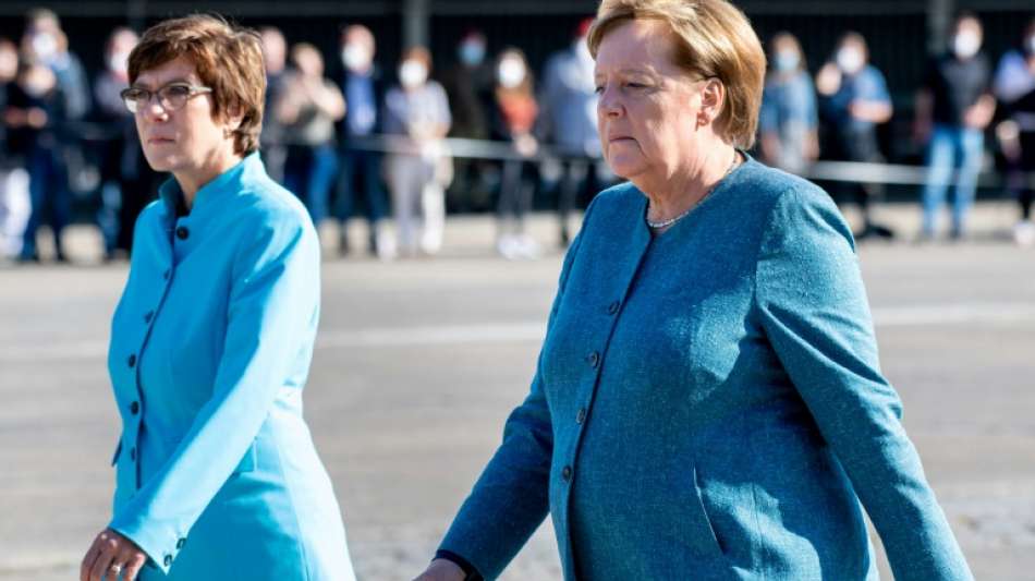 Verteidigungsministerin f&uuml;r h&auml;rtere Gangart gegen&uuml;ber Russland