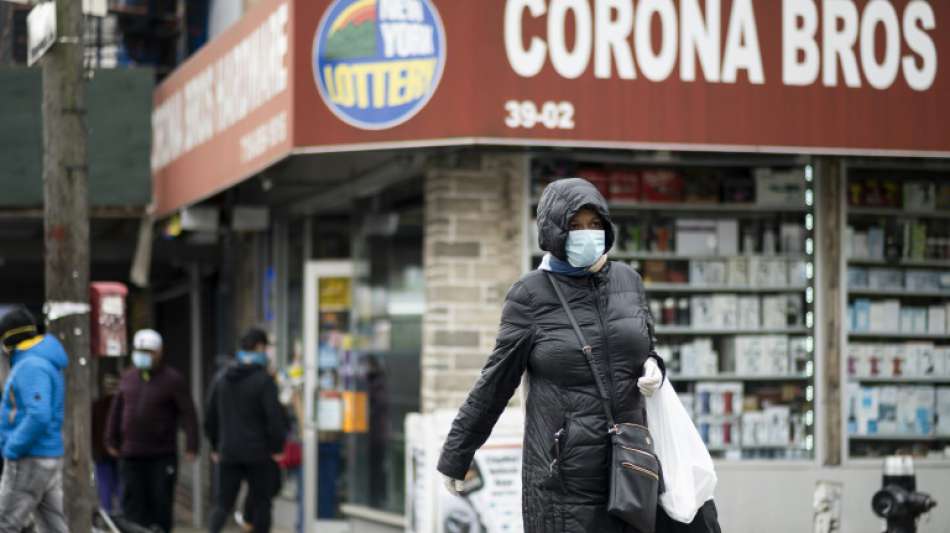 New Yorks Gouverneur kündigt Maskenpflicht in der Öffentlichkeit an