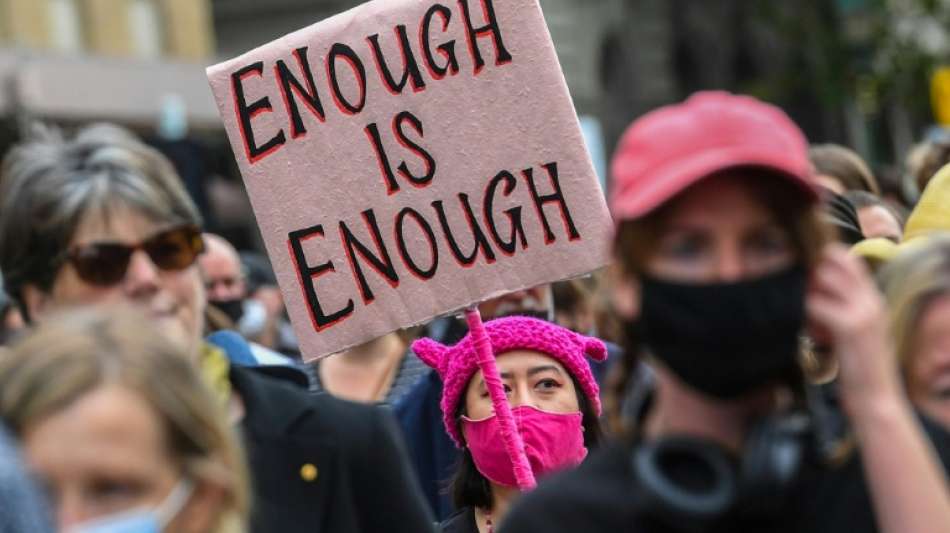 Zehntausende Frauen protestieren in Australien gegen sexuelle Gewalt