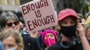 Zehntausende Frauen protestieren in Australien gegen sexuelle Gewalt