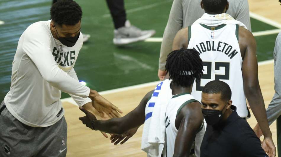 Bucks erk&auml;mpfen sich Matchball ohne Antetokounmpo 