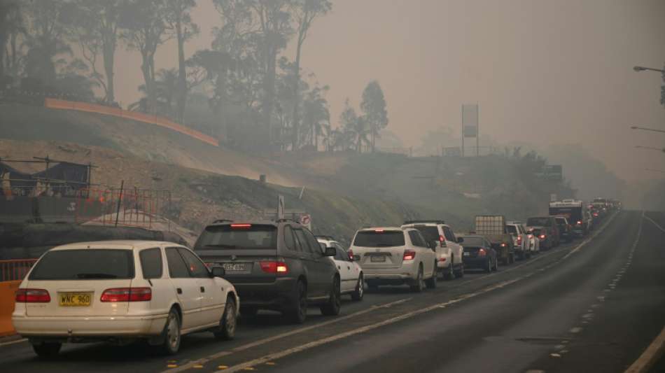 Australische Behörden geben Menschen 48 Stunden zum Verlassen von Brandgebieten