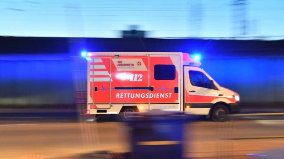 15 Verletzte bei Kellerbrand im Rheinland