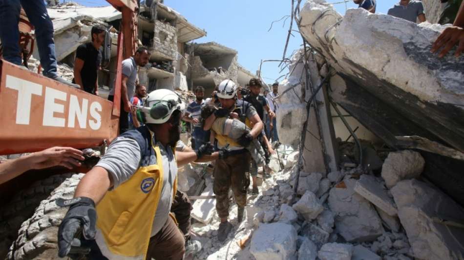 Aktivisten: Über 40 Zivilisten bei Luftangriffen im Nordwesten Syriens getötet