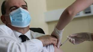 Frankreichs Premier Castex mit Astrazeneca geimpft