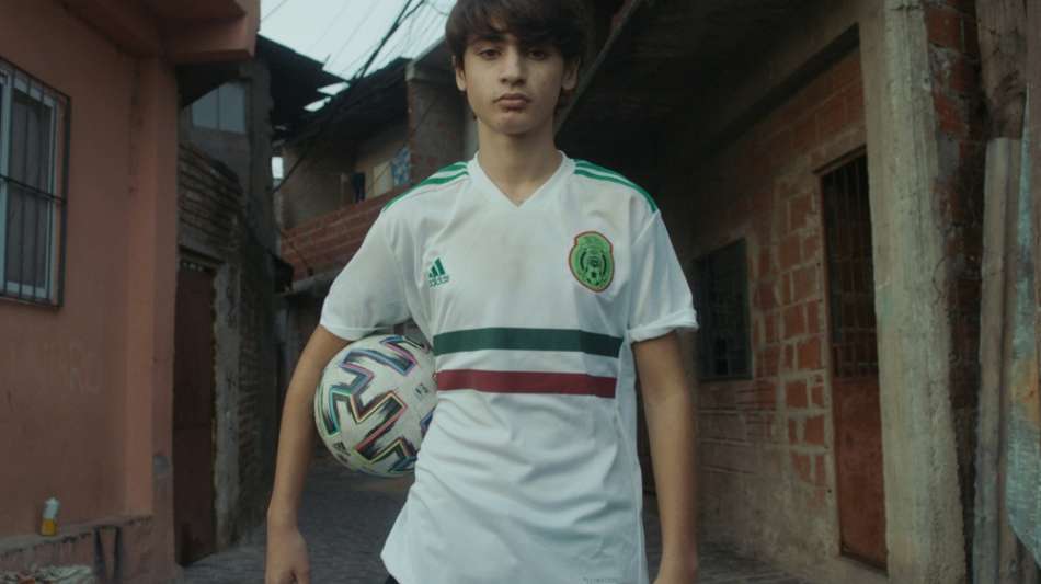 adidas schließt sich Common-Goal-Initiative an