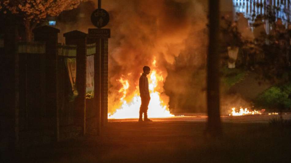 Johnson "zutiefst besorgt" über jüngste Gewalt in Nordirland