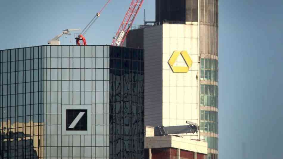 Finanzbranche lehnt Fusion von Deutscher Bank und Commerzbank ab