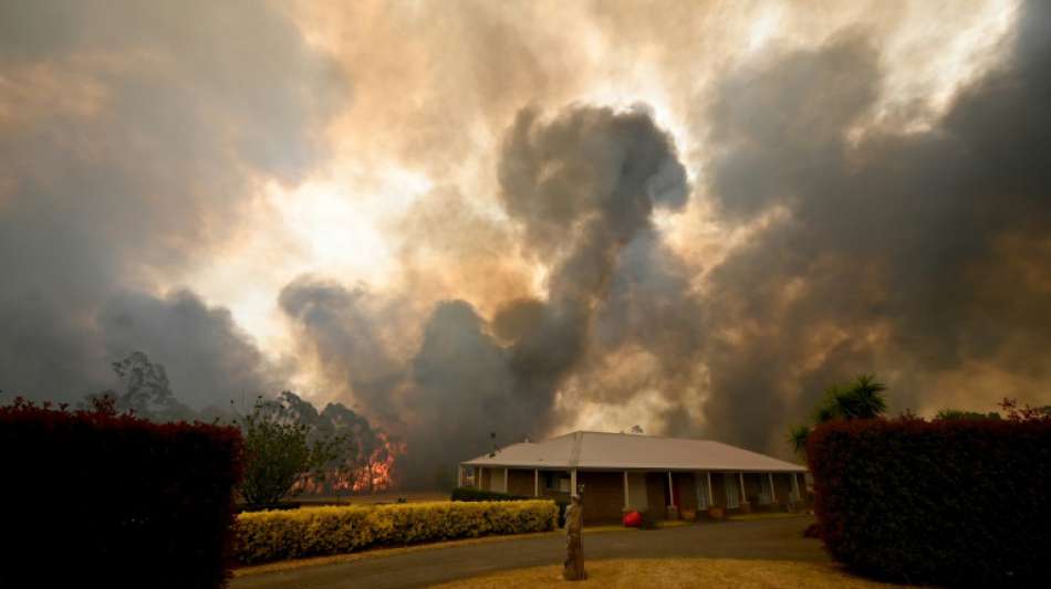Australiens Premierminister räumt Fehler im Umgang mit Buschbränden ein