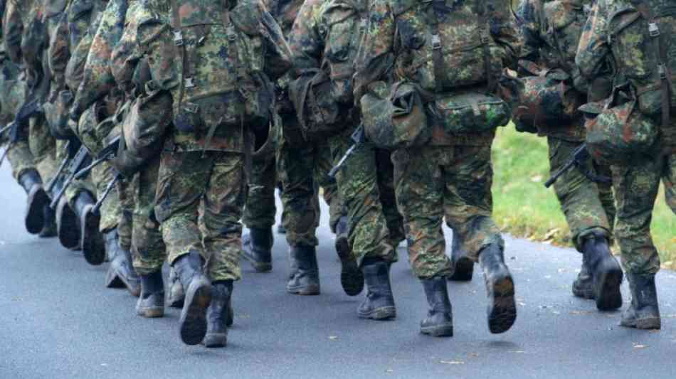 Deutschland: Von der Leyen will Bundeswehrsoldaten besser bezahlen