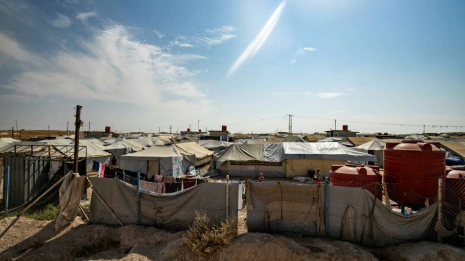Deutschland holt erstmals erwachsene IS-Anhängerin aus Syrien zurück