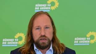 Grünen-Fraktionschefs fordern Merkel zu Regierungserklärung im Bundestag auf