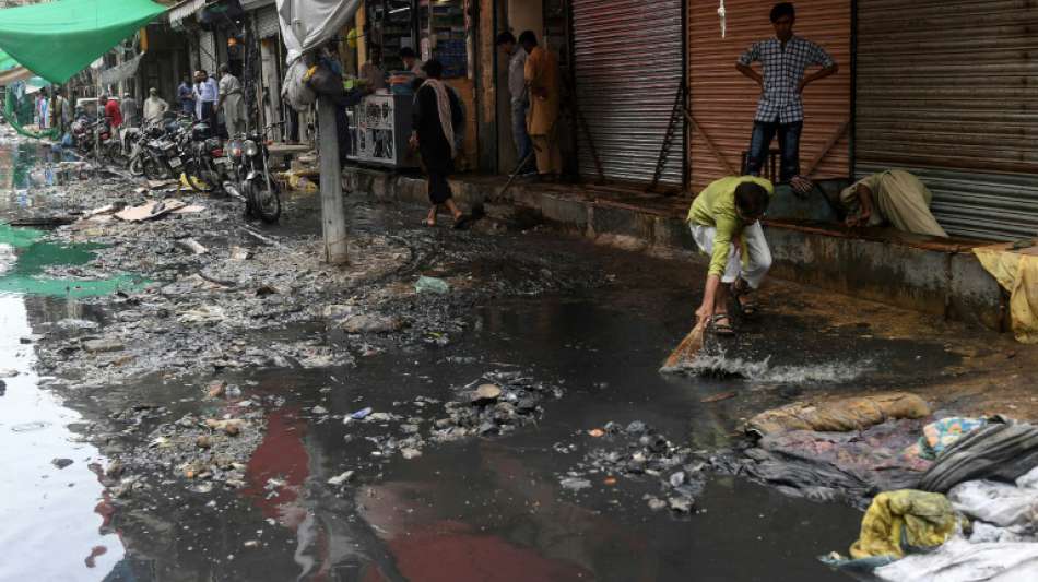 Nach Überschwemmungen Wut in Karachi über mangelhaftes Abwassersystem