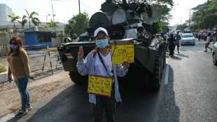 Erneut Demonstrationen gegen Milit&auml;rputsch in Myanmar
