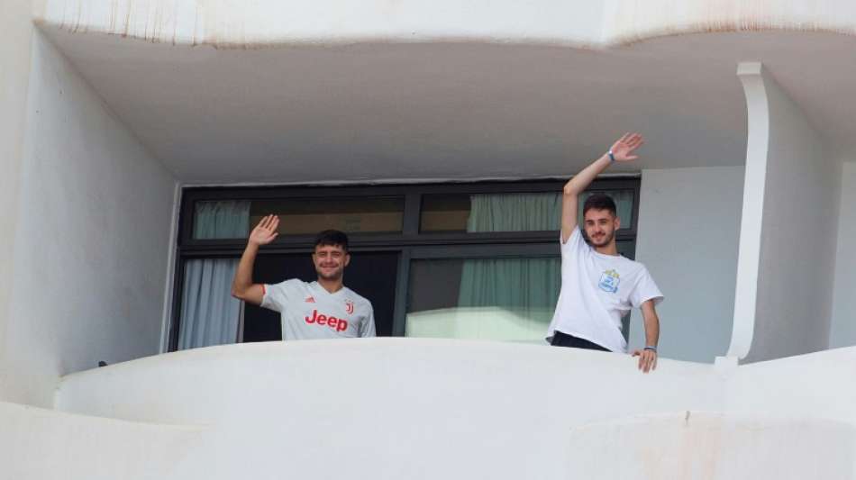 Hunderte Jugendliche auf Mallorca in Corona-Quarant&auml;ne