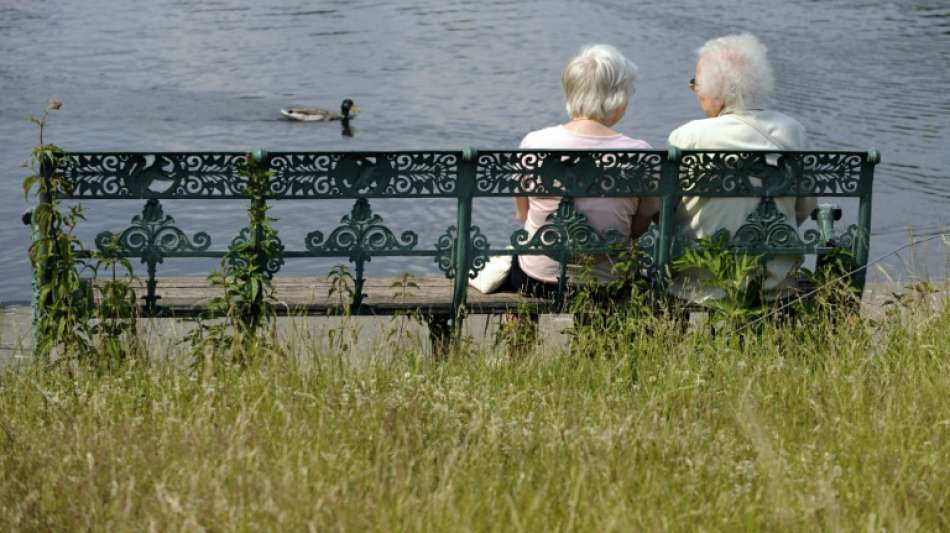 Mehr als die H&auml;lfte der &uuml;ber 80-J&auml;hrigen stuft eigene Gesundheit als gut ein