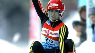 Geisenberger meldet sich mit Jubil&auml;ums-Sieg zur&uuml;ck