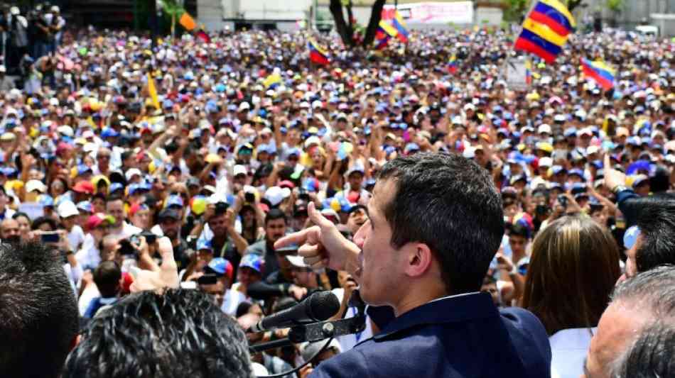 Guaidó ruft bei Rückkehr nach Venezuela zu neuen Protesten auf 