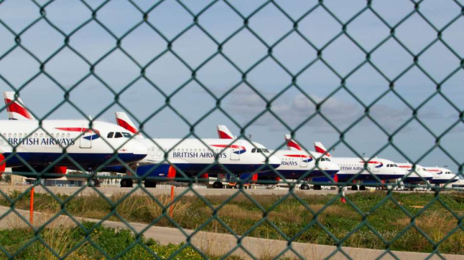 Testpflicht für alle Reiserückkehrer per Flugzeug tritt in Kraft