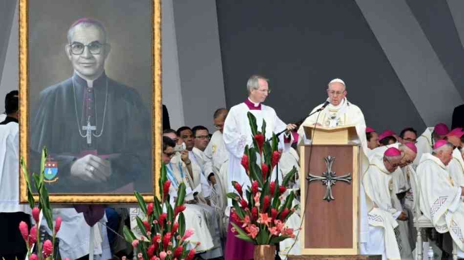 Papst fordert Kolumbianer erneut zu Vers