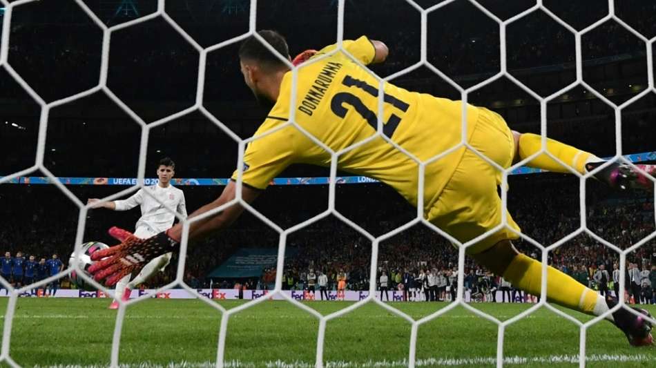 Triumph der Unbezwingbaren: Italien st&uuml;rzt auch Spanien