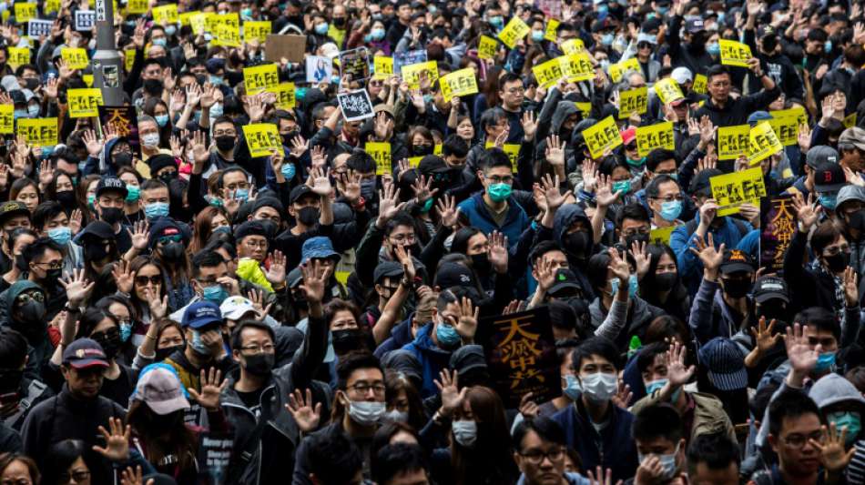 Zehntausende Demonstranten in Hongkong setzen Proteste im neuen Jahr fort