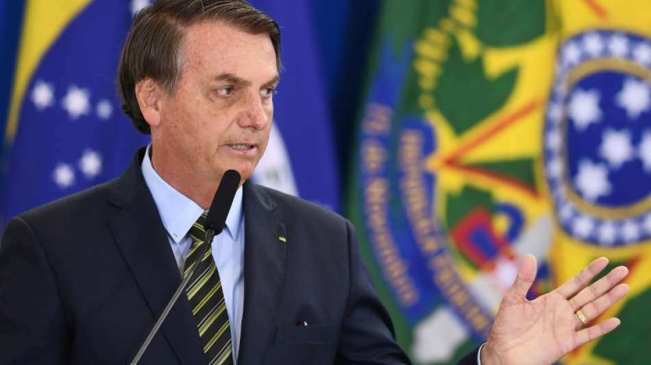 Bericht: Bolsonaro nach häuslichem Unfall ins Krankenhaus eingeliefert
