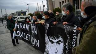 Türkisches Gericht verhängt im Mordfall es Journalisten Hrant Dink hohe Haftstrafen