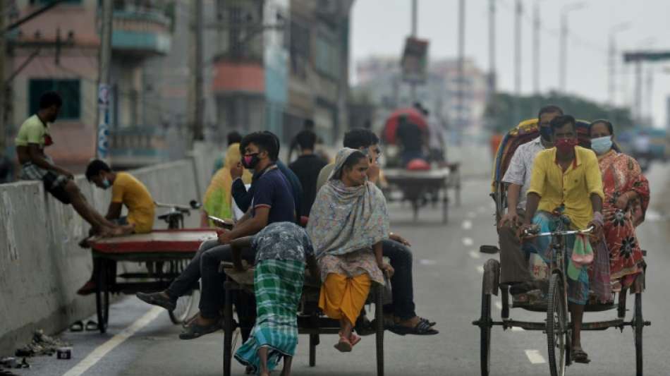 Hunderte Tiere auf Haustiermarkt in Bangladesch wegen Lockdowns verendet