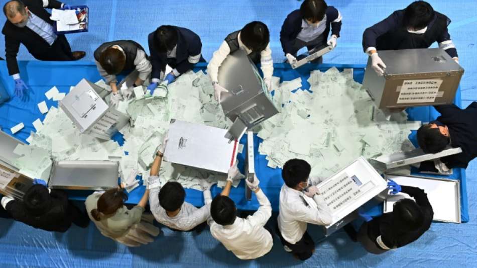 Japanische Regierungskoalition steuert auf erneute Mehrheit im Parlament zu
