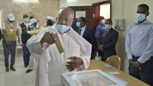 Staatschef Guelleh in Dschibuti wiedergewählt